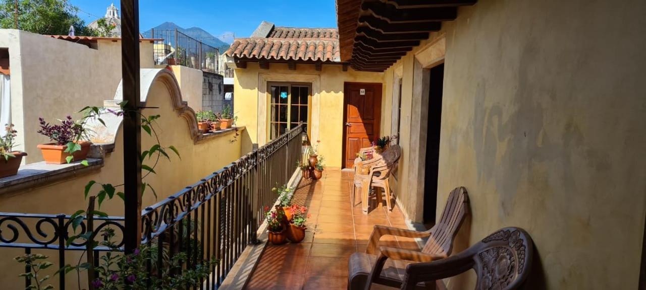 Hotel Casa Real Antigua Exterior photo