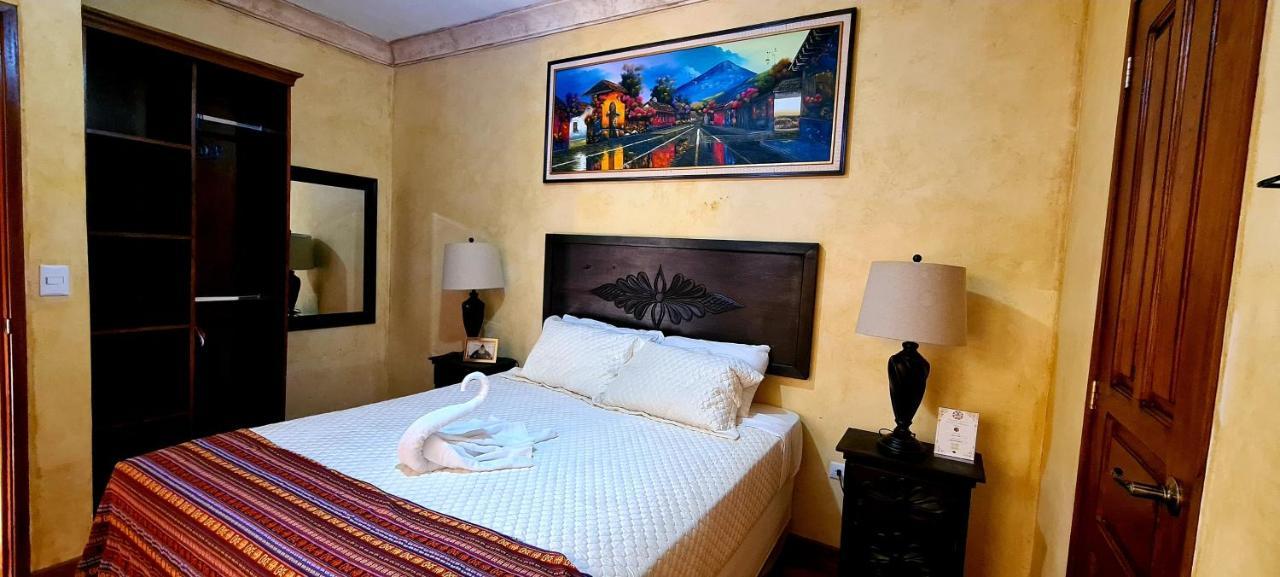 Hotel Casa Real Antigua Exterior photo