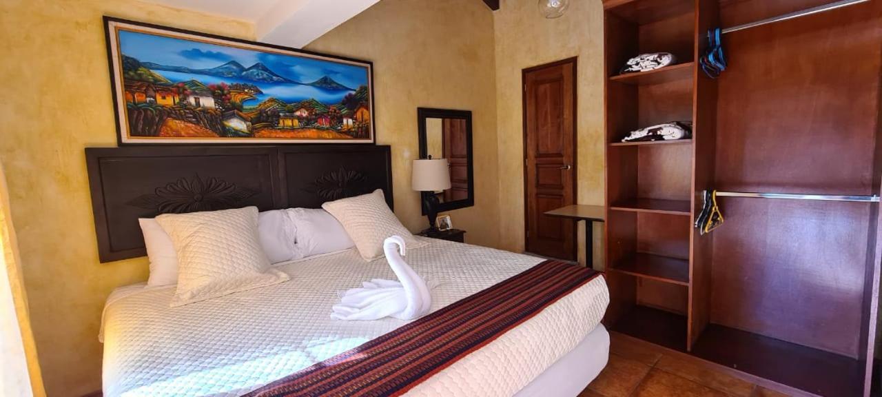 Hotel Casa Real Antigua Exterior photo